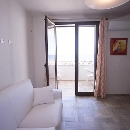 度假居 Ascoltando Il Mare 里多西里奥里诺